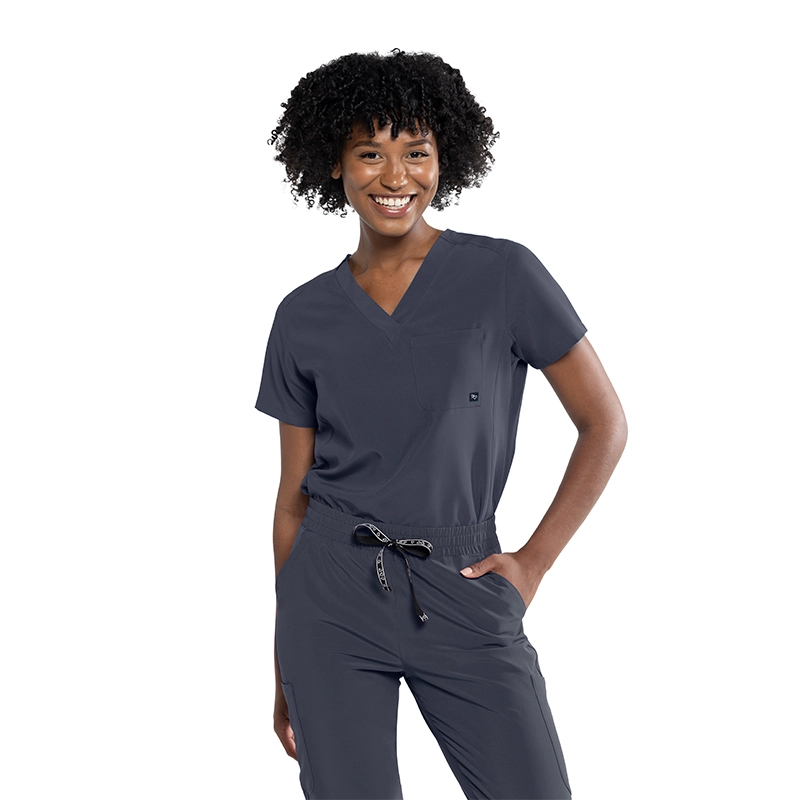 Blusa Tuck In color plomo de Tasha & Me para mujer, vista frontal.